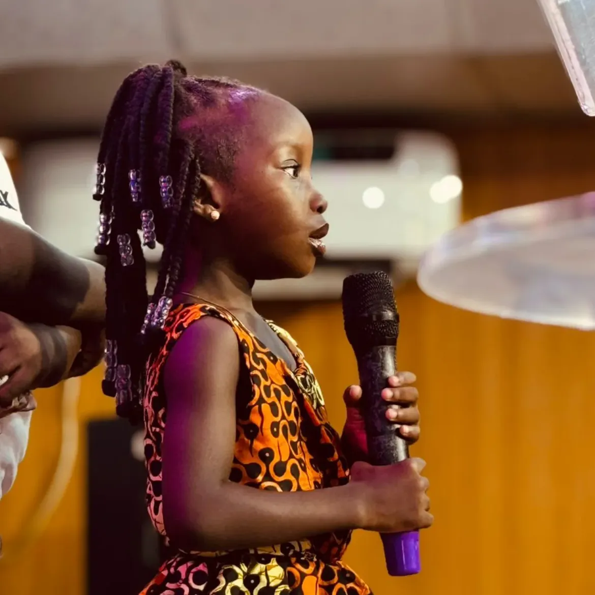 A child speaking during an EDSA gathering.